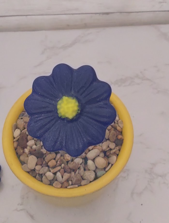 Fused Glass Daisy Flower