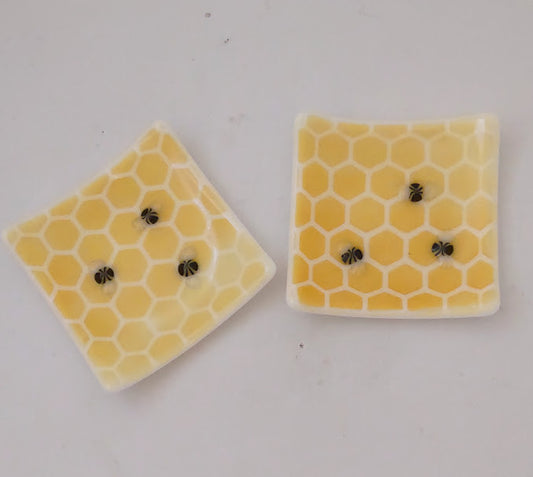 Cute Honeycomb with Bee Glass Trinket Dish Wholesale